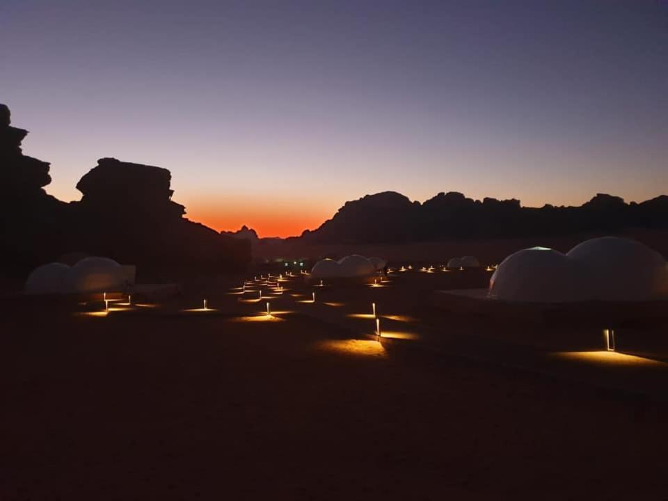 Wadi Rum Ufo Luxotel Exterior photo