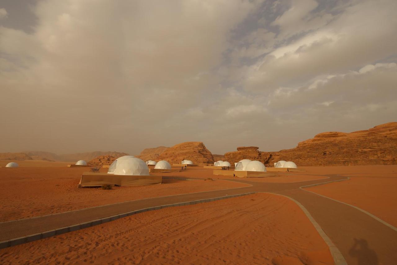Wadi Rum Ufo Luxotel Exterior photo