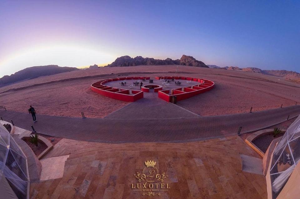 Wadi Rum Ufo Luxotel Exterior photo