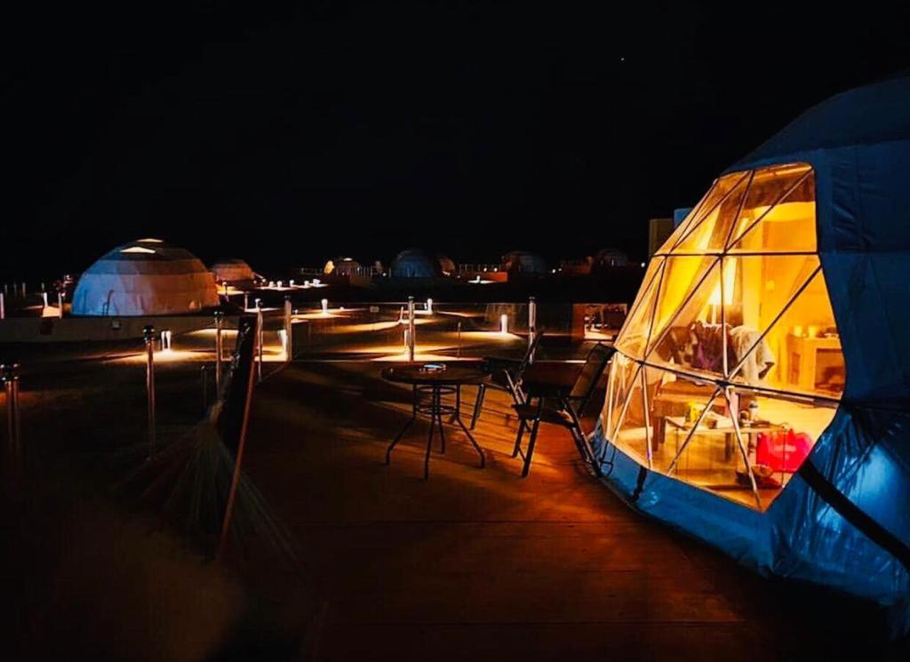 Wadi Rum Ufo Luxotel Exterior photo